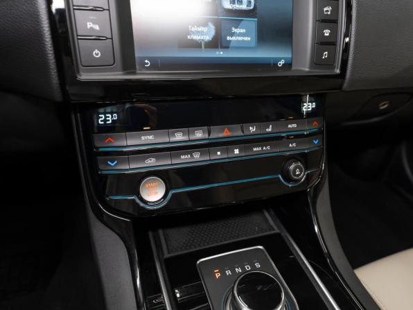 Jaguar XE I с пробегом 2017 года, цена 1 780 000 рублей, 230511 км, седан, Автокод Объявления