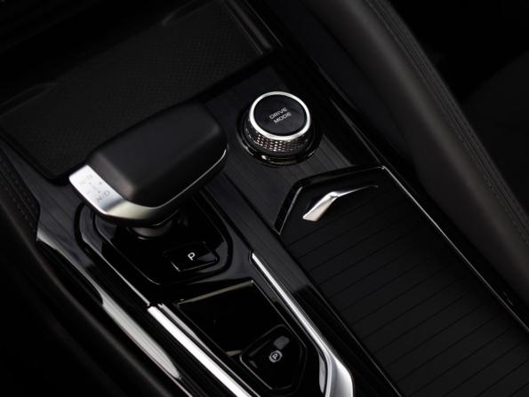 Geely Monjaro I с пробегом 2024 года, цена 3 498 000 рублей, 44800 км, внедорожник, Автокод Объявления