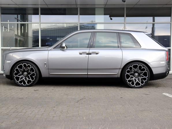 Rolls-Royce Cullinan I с пробегом 2021 года, цена 30 900 000 рублей, 25000 км, внедорожник, Автокод Объявления