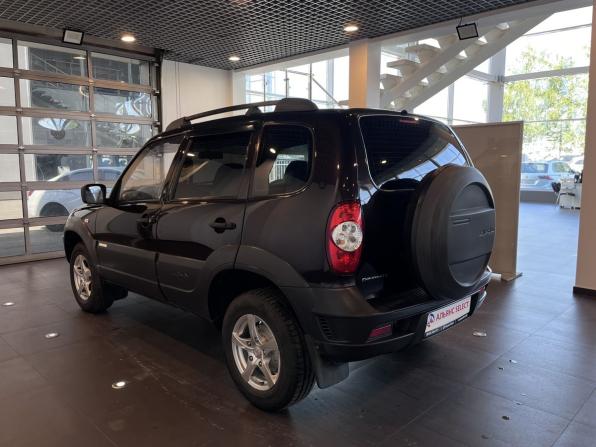 Chevrolet Niva I Рестайлинг с пробегом 2013 года, цена 455 000 рублей, 146853 км, внедорожник, Автокод Объявления