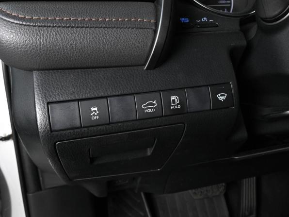 Toyota Camry VIII (XV70) с пробегом 2021 года, цена 2 999 000 рублей, 134533 км, седан, Автокод Объявления