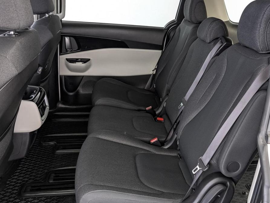 Kia Carnival IV Москва  - изображение 18