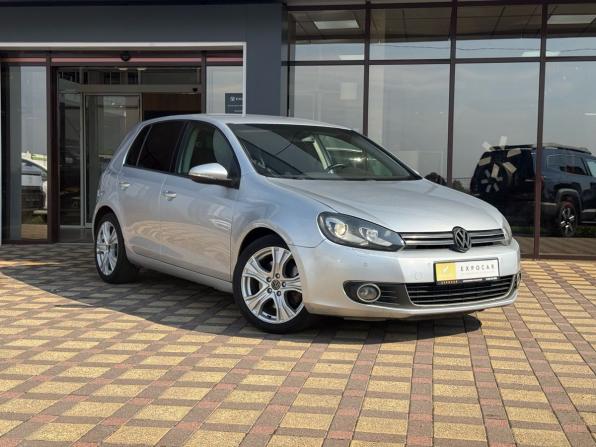 Volkswagen Golf VI с пробегом 2009 года, цена 650 000 рублей, 319225 км, хэтчбек, Автокод Объявления