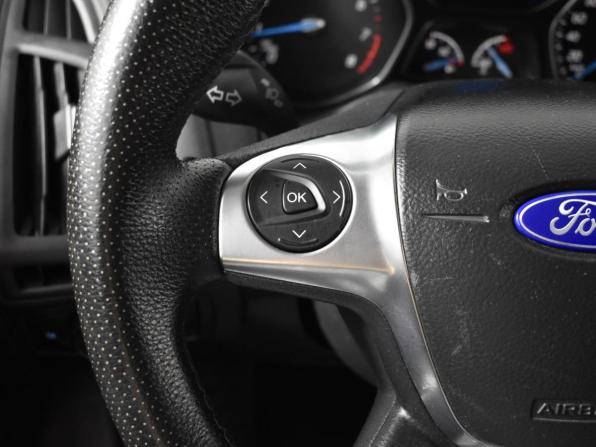 Ford Focus III с пробегом 2014 года, цена 637 100 рублей, 242737 км, хэтчбек, Автокод Объявления