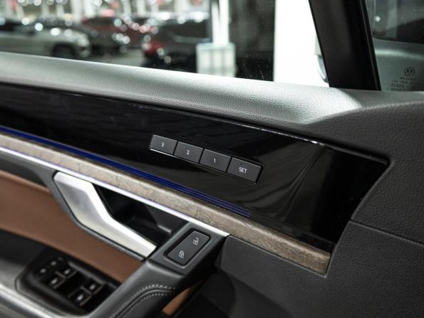 Volkswagen Touareg III с пробегом 2019 года, цена 4 499 700 рублей, 139885 км, внедорожник, Автокод Объявления