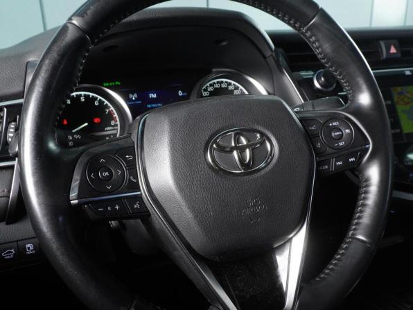 Toyota Camry VIII (XV70) с пробегом 2019 года, цена 2 679 000 рублей, 186211 км, седан, Автокод Объявления