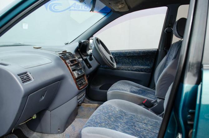 Toyota Ipsum I (M10) с пробегом 1996 года, цена 430 000 рублей, 435000 км, минивэн, Автокод Объявления