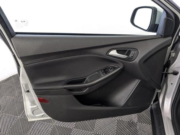 Ford Focus III Рестайлинг с пробегом 2016 года, цена 1 170 000 рублей, 95909 км, седан, Автокод Объявления