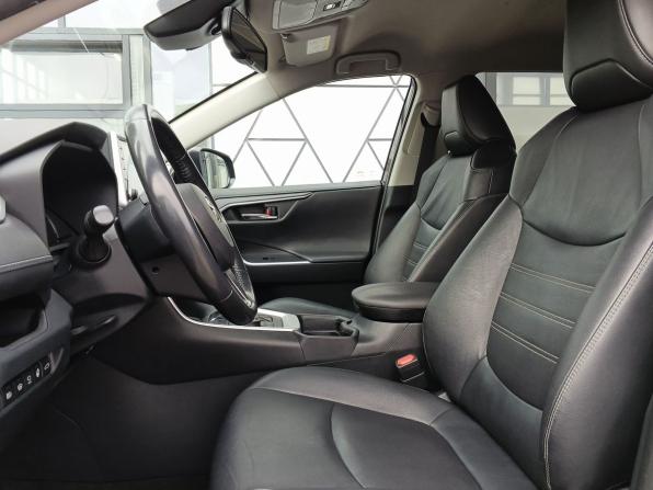 Toyota RAV4 V (XA50) с пробегом 2021 года, цена 3 449 000 рублей, 101167 км, внедорожник, Автокод Объявления