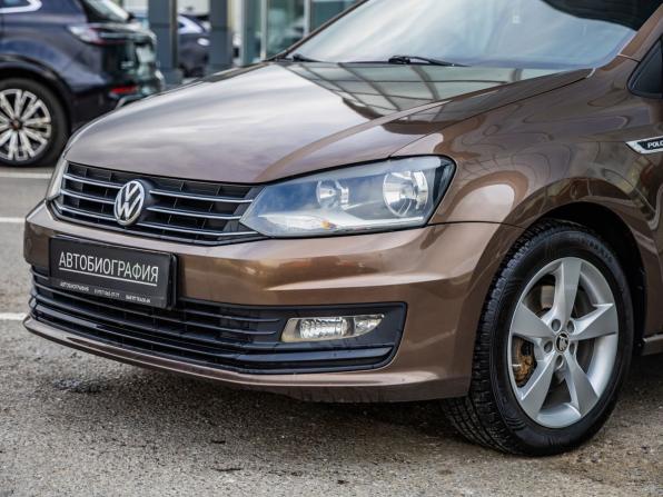 Volkswagen Polo V Рестайлинг с пробегом 2016 года, цена 1 248 000 рублей, 121842 км, седан, Автокод Объявления