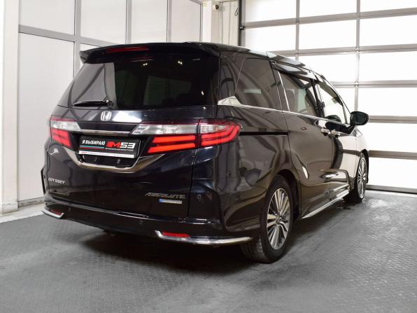 Honda Odyssey V Рестайлинг с пробегом 2019 года, цена 2 799 995 рублей, 98820 км, минивэн, Автокод Объявления