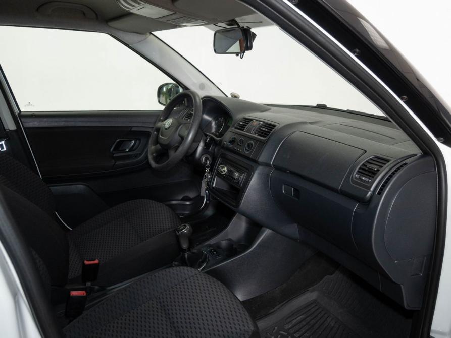 Skoda Fabia II Рестайлинг Казань  - изображение 6