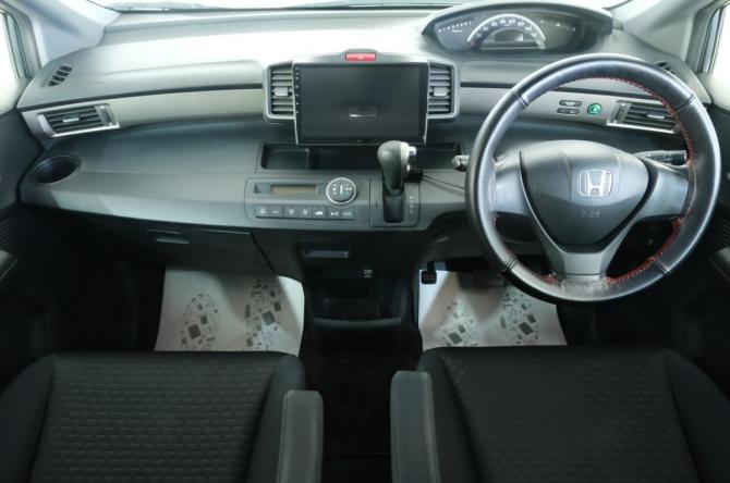 Honda Freed I Рестайлинг с пробегом 2012 года, цена 1 149 000 рублей, 161200 км, компактвэн, Автокод Объявления