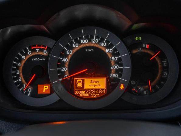 Toyota RAV4 III (XA30) Рестайлинг с пробегом 2012 года, цена 1 225 000 рублей, 228484 км, внедорожник, Автокод Объявления