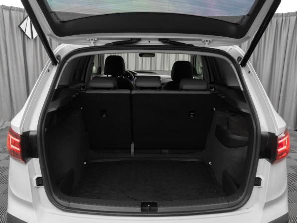 Volkswagen Taos I с пробегом 2022 года, цена 2 600 000 рублей, 45227 км, внедорожник, Автокод Объявления