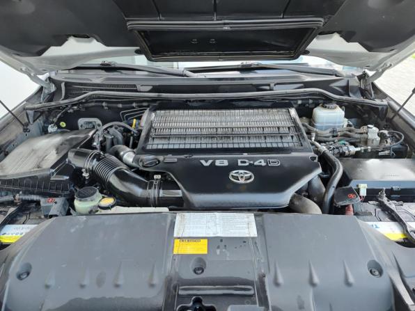 Toyota Land Cruiser 200 Series Рестайлинг 1 с пробегом 2013 года, цена 3 090 000 рублей, 296229 км, внедорожник, Автокод Объявления