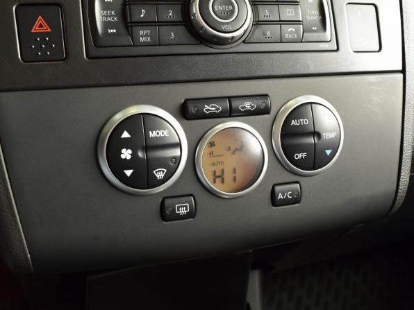 Nissan Tiida I с пробегом 2008 года, цена 799 995 рублей, 196721 км, хэтчбек, Автокод Объявления
