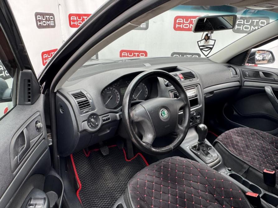 Skoda Octavia II (A5) Санкт-Петербург  - изображение 8