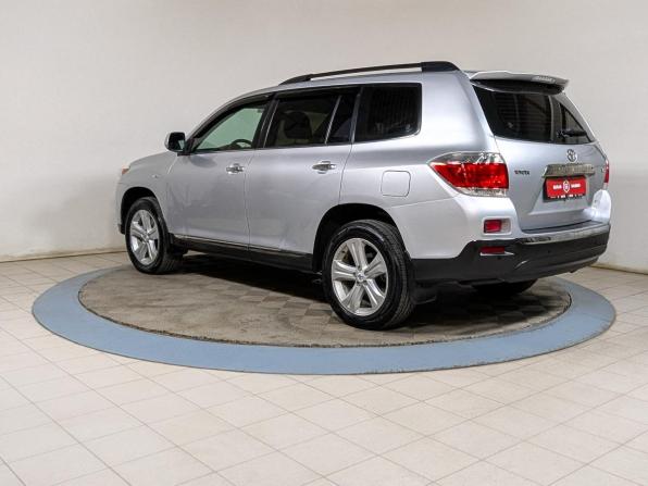 Toyota Highlander II (XU40) Рестайлинг с пробегом 2011 года, цена 2 049 500 рублей, 244000 км, внедорожник, Автокод Объявления