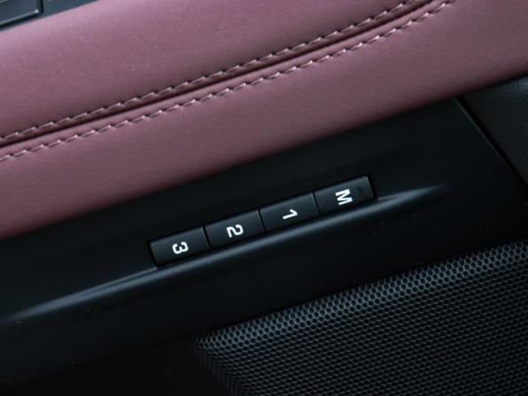 Land Rover Range Rover Evoque II Рестайлинг с пробегом 2024 года, цена 5 550 000 рублей, 23893 км, внедорожник, Автокод Объявления