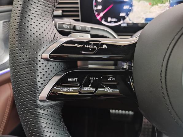 Mercedes-Benz GLS II (X167) Рестайлинг с пробегом 2025 года, цена 17 990 000 рублей, 7500 км, внедорожник, Автокод Объявления