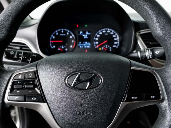 Hyundai Solaris II Рестайлинг с пробегом 2021 года, цена 1 533 000 рублей, 86000 км, седан, Автокод Объявления
