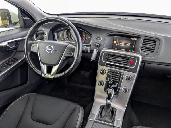 Volvo S60 II Рестайлинг с пробегом 2017 года, цена 2 060 000 рублей, 61101 км, седан, Автокод Объявления