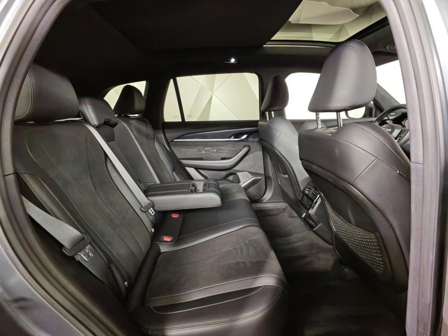 Geely Monjaro I Москва  - изображение 15