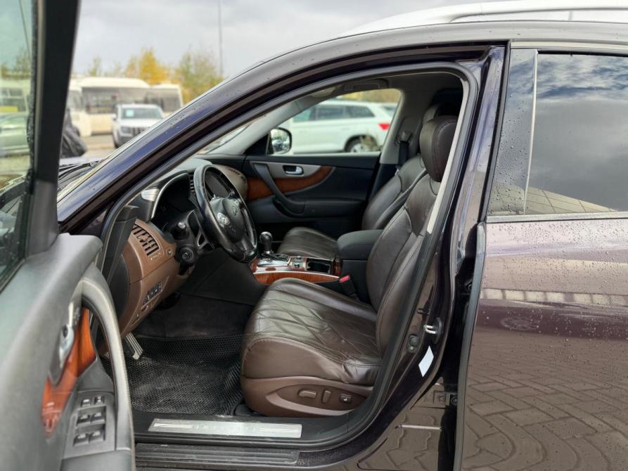 Infiniti FX II (S51) Рестайлинг Сыктывкар  - изображение 16