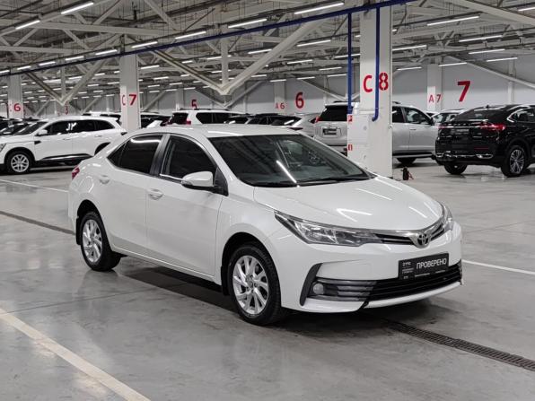 Toyota Corolla XI (E160 E170 E180) Рестайлинг 1 с пробегом 2018 года, цена 1 820 000 рублей, 70501 км, седан, Автокод Объявления