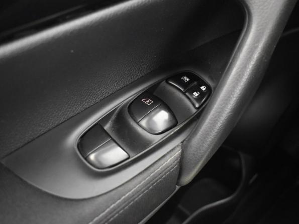 Nissan Qashqai II с пробегом 2016 года, цена 1 207 900 рублей, 200505 км, внедорожник, Автокод Объявления