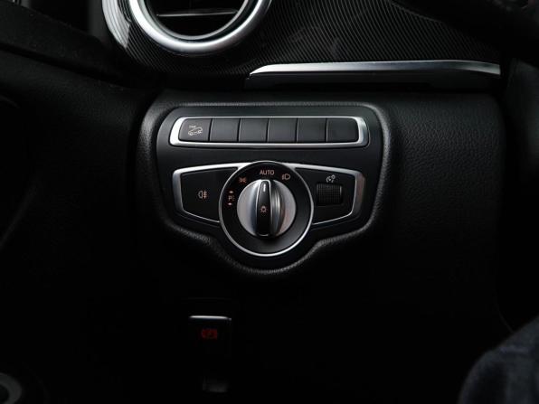 Mercedes-Benz V-Класс III (W447) с пробегом 2018 года, цена 6 360 077 рублей, 181043 км, минивэн, Автокод Объявления
