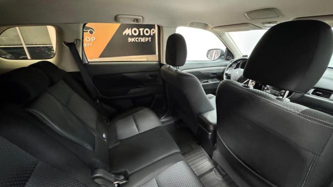 Mitsubishi Outlander III Рестайлинг 2 с пробегом 2017 года, цена 1 750 000 рублей, 190773 км, внедорожник, Автокод Объявления