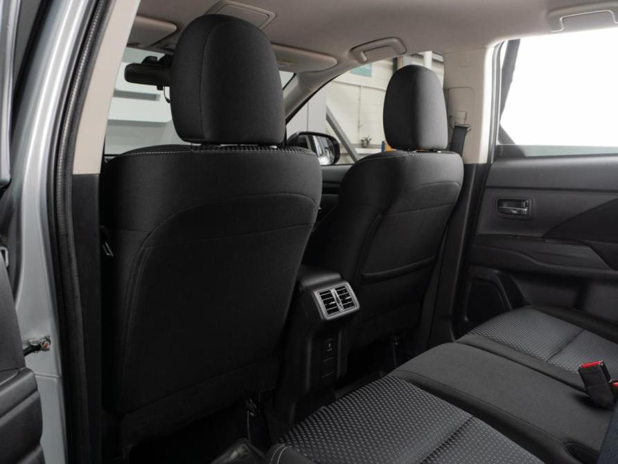 Mitsubishi Outlander III Рестайлинг 3 Тюмень  - изображение 13