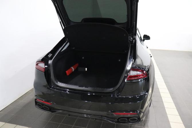 Kia Stinger I с пробегом 2018 года, цена 2 395 000 рублей, 121439 км, лифтбек, Автокод Объявления