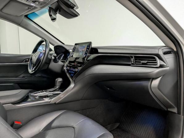 Toyota Camry VIII (XV70) Рестайлинг с пробегом 2021 года, цена 2 920 000 рублей, 125203 км, седан, Автокод Объявления