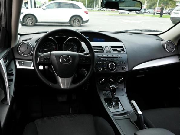 Mazda 3 II (BL) Рестайлинг с пробегом 2013 года, цена 999 000 рублей, 204748 км, седан, Автокод Объявления