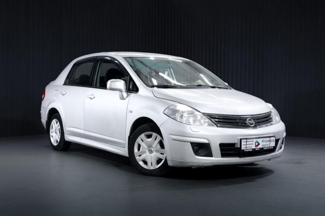 Nissan Tiida I Рестайлинг
