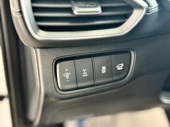 Hyundai Santa Fe IV с пробегом 2020 года, цена 2 889 000 рублей, 95394 км, внедорожник, Автокод Объявления