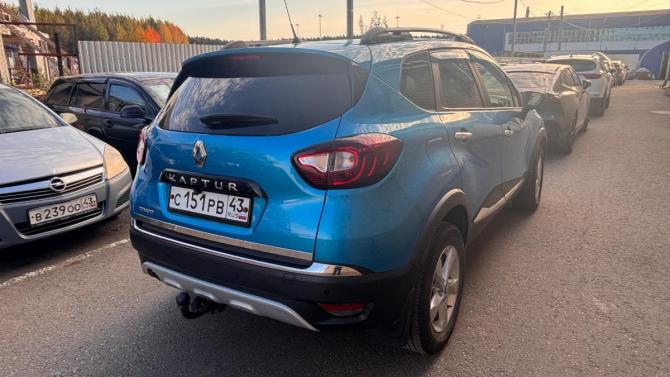Renault Kaptur I с пробегом 2018 года, цена 1 025 000 рублей, 204335 км, внедорожник, Автокод Объявления