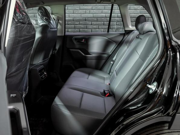 Toyota RAV4 VI (XA60) с пробегом 2026 года, цена 4 650 000 рублей, 37 км, внедорожник, Автокод Объявления