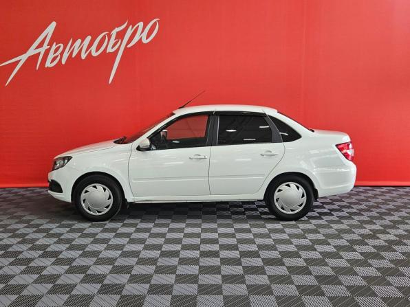 Lada (ВАЗ) Granta I Рестайлинг с пробегом 2022 года, цена 595 000 рублей, 101636 км, седан, Автокод Объявления