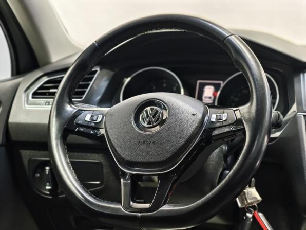 Volkswagen Tiguan II с пробегом 2020 года, цена 2 040 000 рублей, 212716 км, внедорожник, Автокод Объявления