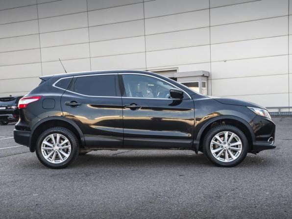 Nissan Qashqai II с пробегом 2015 года, цена 1 097 000 рублей, 157291 км, внедорожник, Автокод Объявления