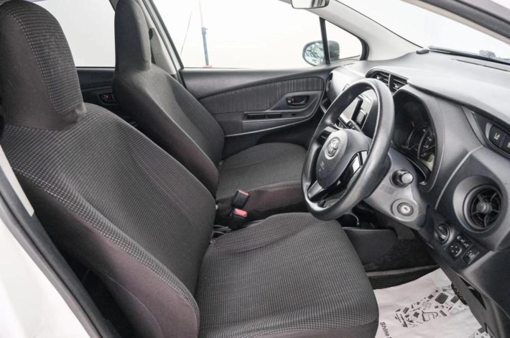 Toyota Vitz III (XP130) Рестайлинг 2 Красноярск  - изображение 7