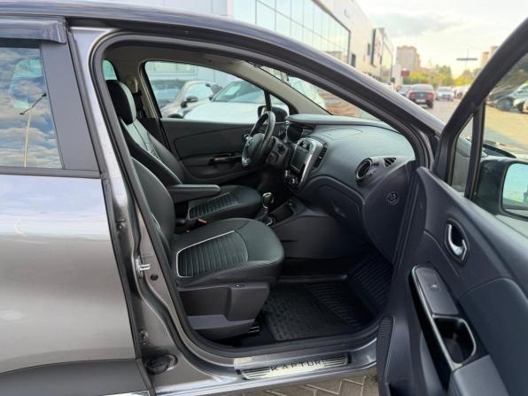 Renault Kaptur I с пробегом 2019 года, цена 1 750 000 рублей, 85797 км, внедорожник, Автокод Объявления