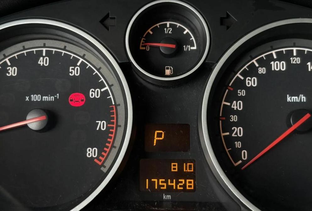 Opel Astra H Рестайлинг Киров  - изображение 24
