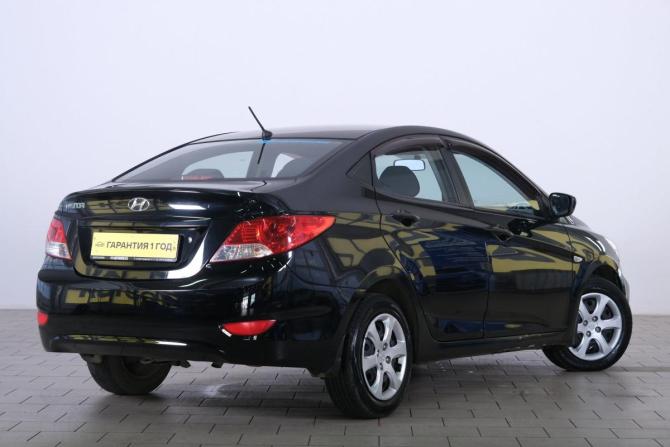 Hyundai Solaris I с пробегом 2011 года, цена 959 000 рублей, 243000 км, седан, Автокод Объявления