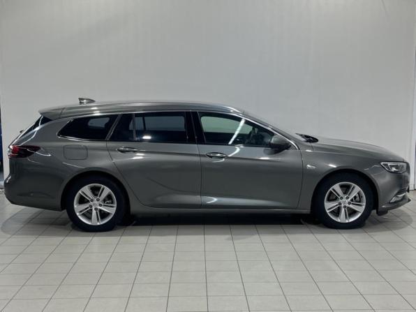 Opel Insignia II с пробегом 2018 года, цена 1 945 000 рублей, 198188 км, универсал, Автокод Объявления