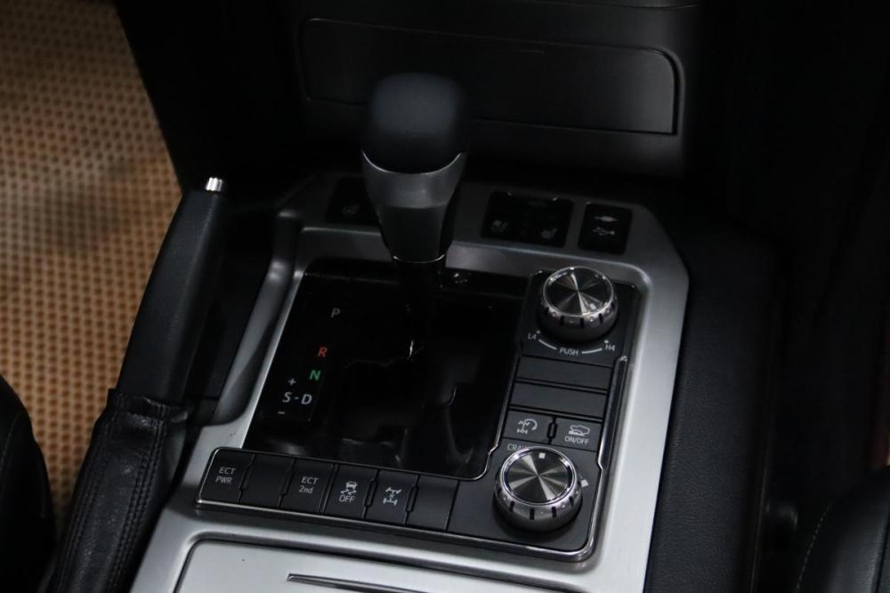 Toyota Land Cruiser 200 Series Рестайлинг 2 Сургут  - изображение 26